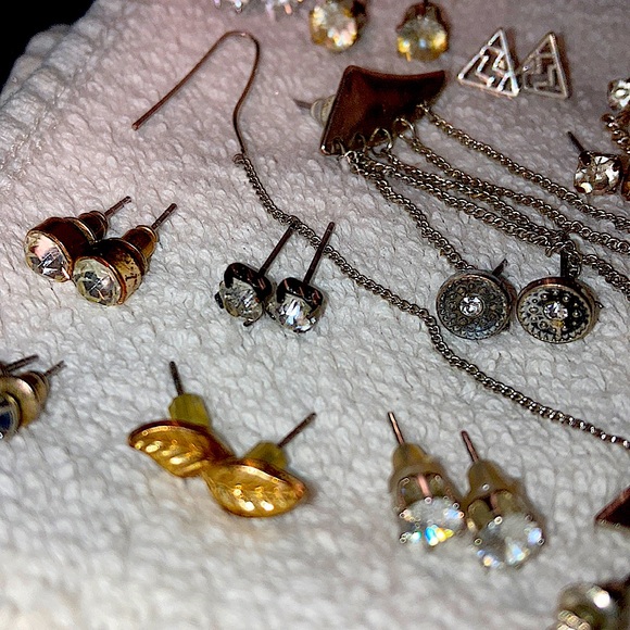 Earring sets - Picture 8 of 9